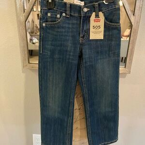 NWT BOYS AUTHENTIC LEVIS 505 REGULAR FIT JEANS SIZE 4